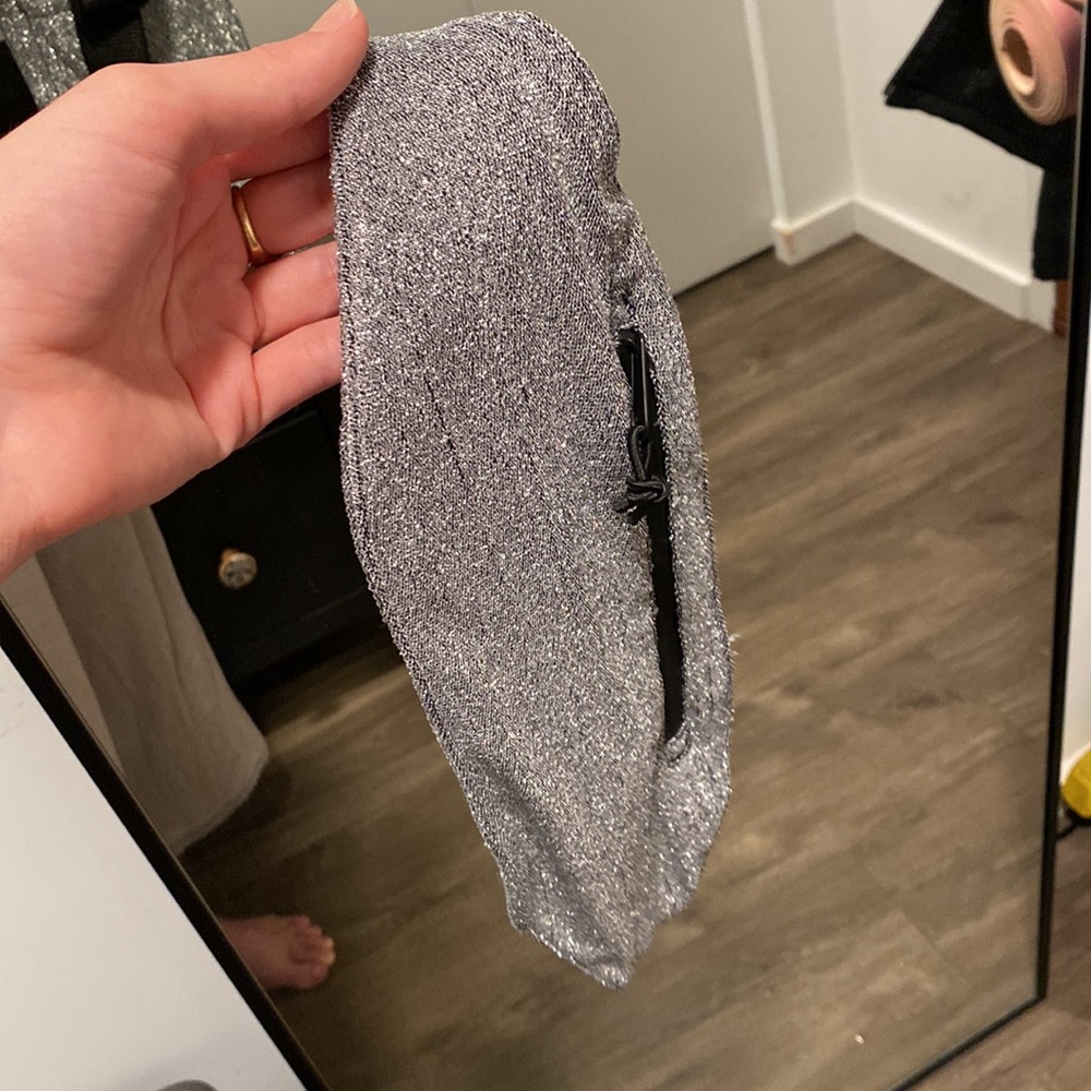 triangl | sparkly fanny / belt bag - Picture 6 of 6